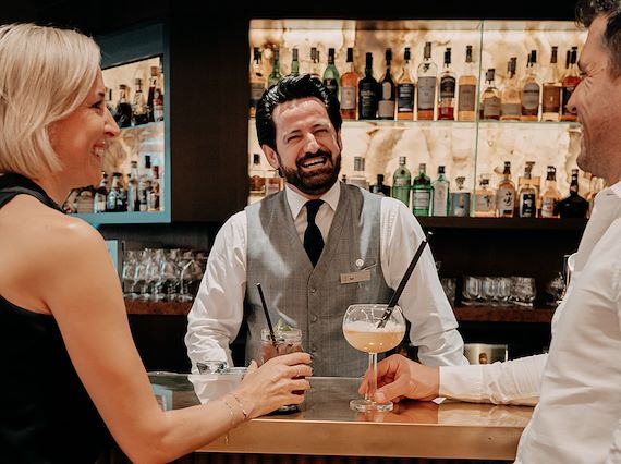Piano Bar